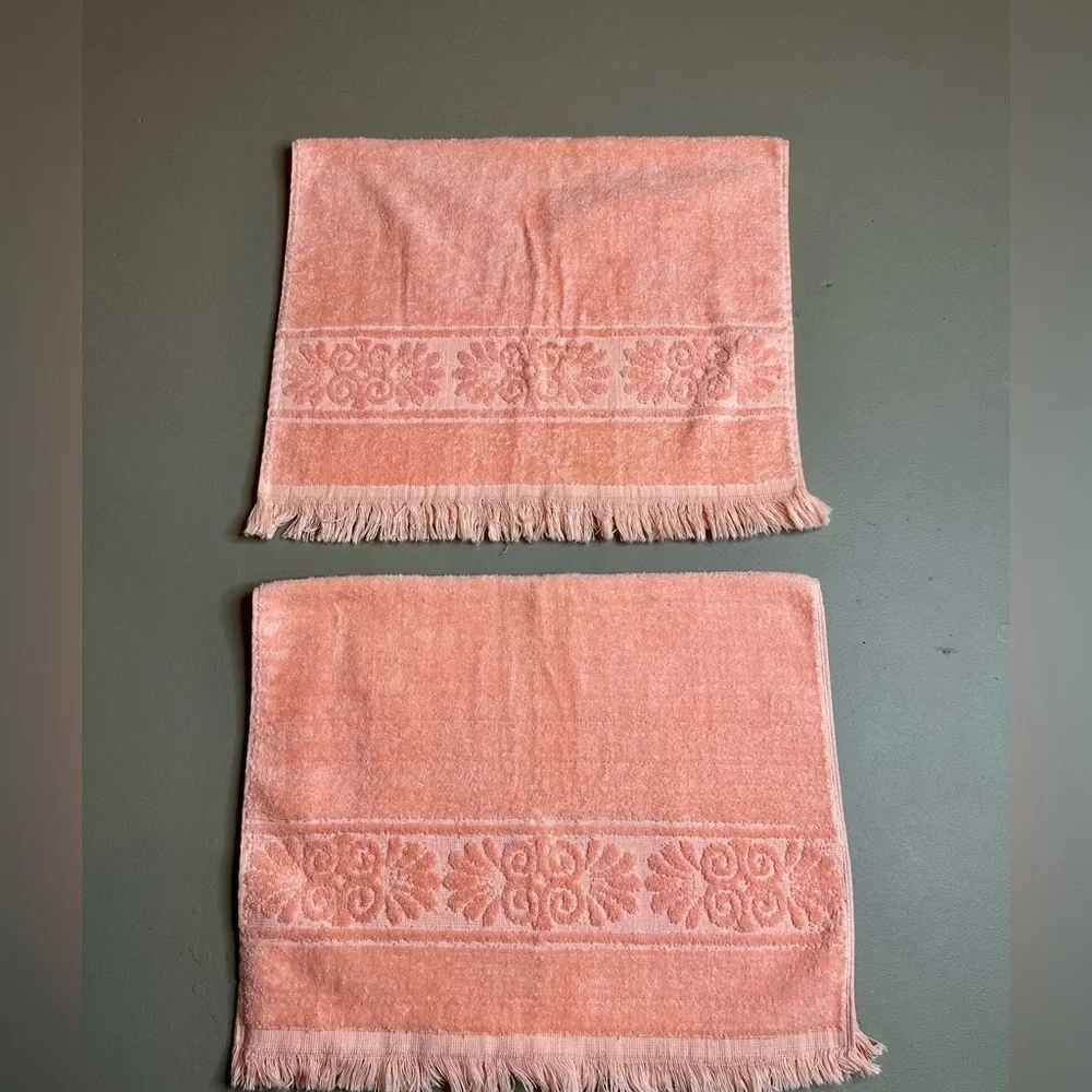 Vintage Cannon Pink Fringed Hand Towels Set of 2 Floral Border Made in USA